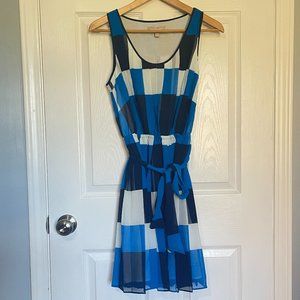 Banana Republic pleated dress with belt —Women's (6)